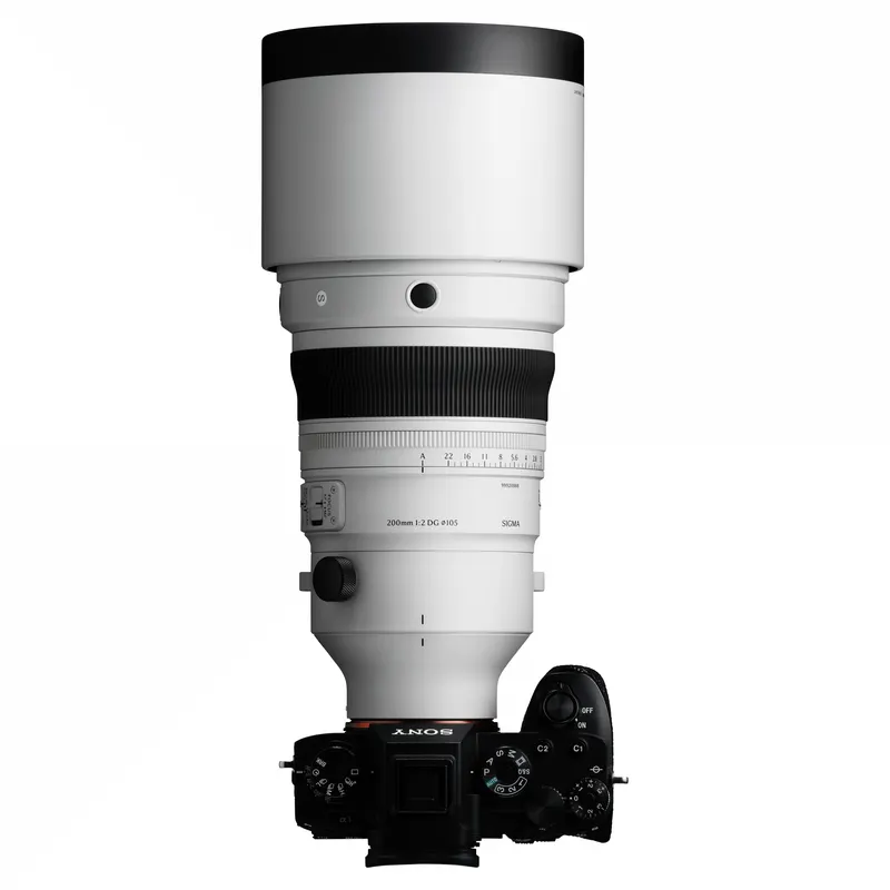 06 Obiectiv foto SIGMA 200mm F2 DG OS Sports Emt_with sony camera Obiectiv foto SIGMA 200mm F2 DG OS Sports